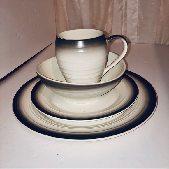 Mikasa Swirl Ombre Mocha 4 Piece Dinnerware Set - Picture 5 of 5